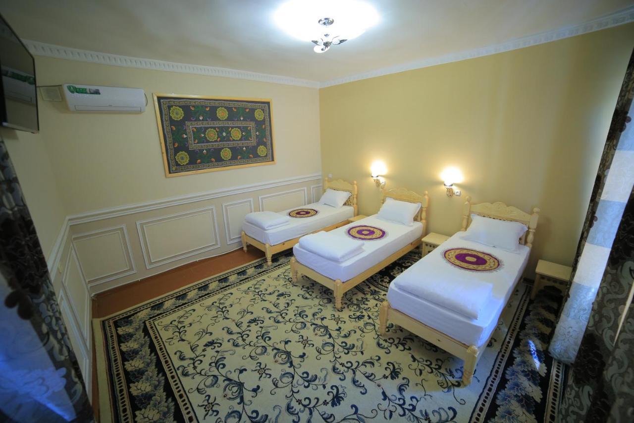 Old Street Guesthouse Бухара Екстер'єр фото
